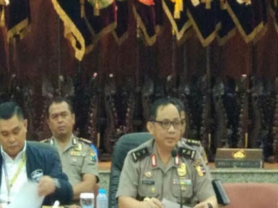 Irjen Pol Gatot Eddy Pramono Ungkap Modus Posting Hoax Kelompok MCA Irjen Pol Gatot Eddy Pramono Ungkap Modus Posting Hoax Kelompok MCA