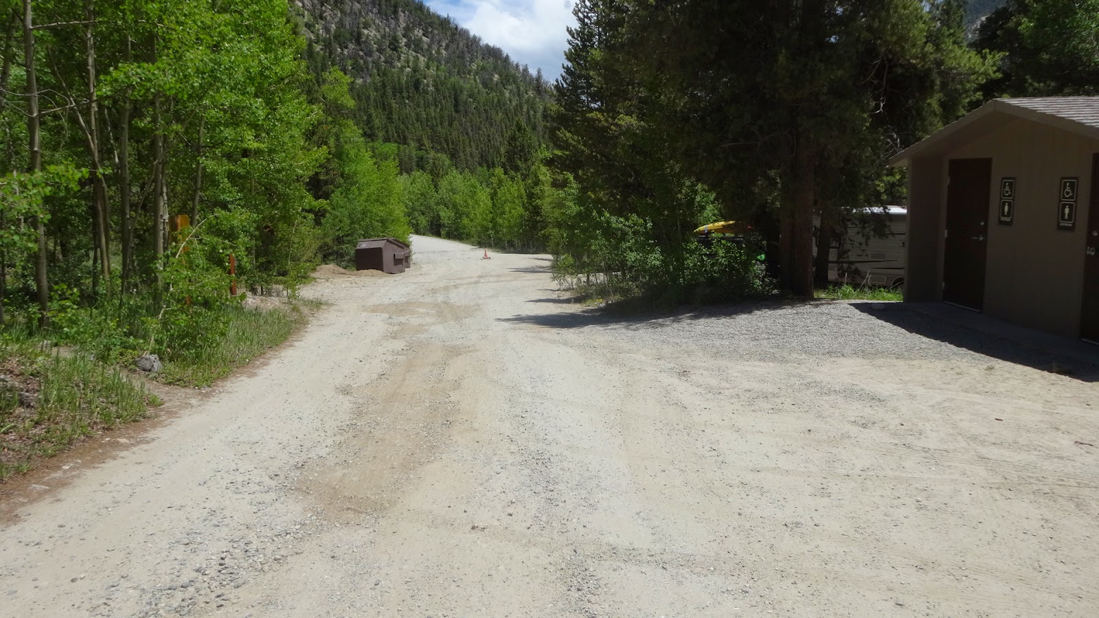 National Forest Camper Collegiate Peaks Campground