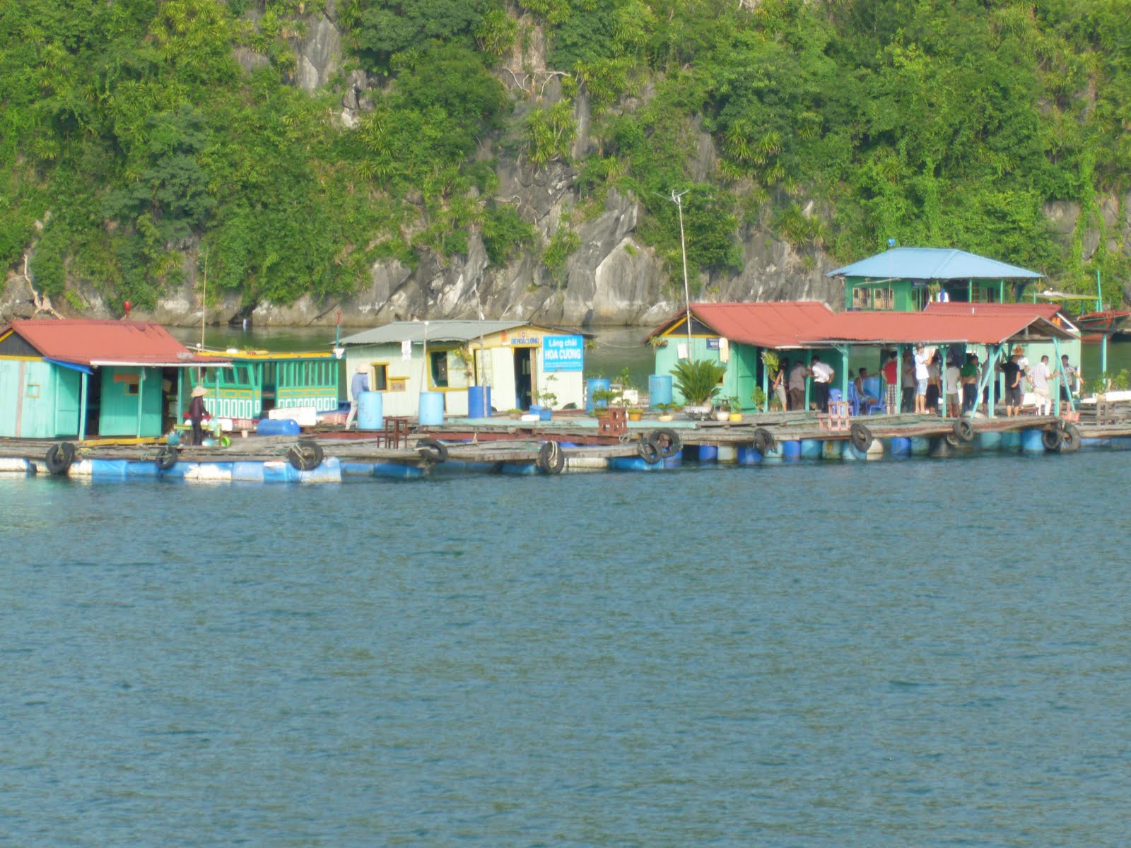 Ricks Extra Long Summer . . . . Vietnam, Hanoi, Halong Bay and hostage