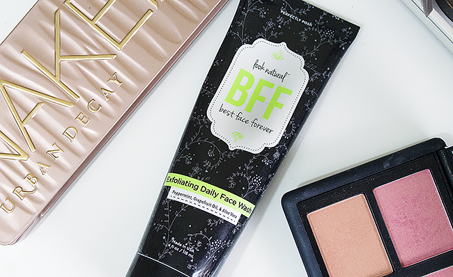 A Good Hue's 2016 Beauty Favorites: Perfectly Posh BFF Exfoliating Daily Face Wash A Good Hue's 2016 Beauty Favorites: Perfectly Posh BFF Exfoliating Daily Face Wash
