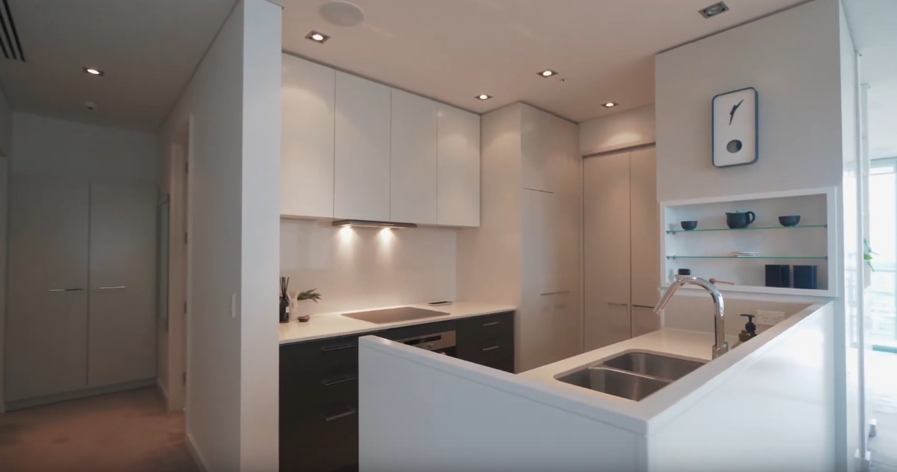 18 Photos vs. 1905/26 Albert St, Auckland, New Zealand Condo Interior Design Tour