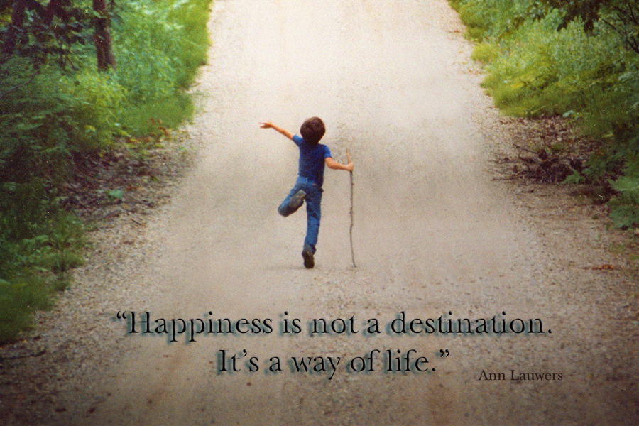 К счастью на английском. Счастье это не цель а путь. Счастье это не цель а образ жизни. Счастье не цель жизни. Путь к счастью.
