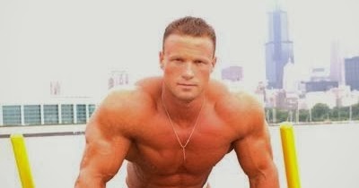 Bodybuilders Privates Exposed - Bulge, Posing Trunks, Visible Penis