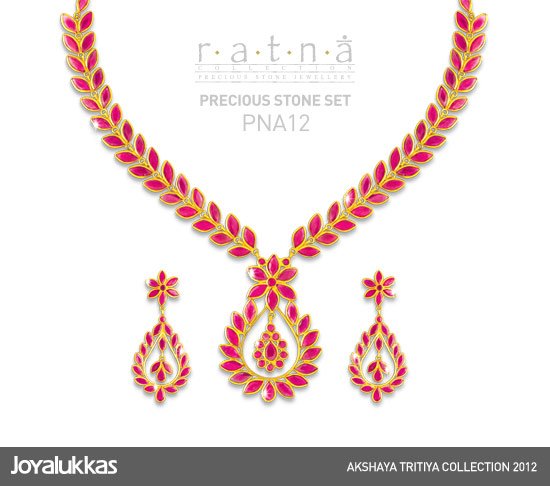 Joyalukkas Stone Necklace Collections 2025