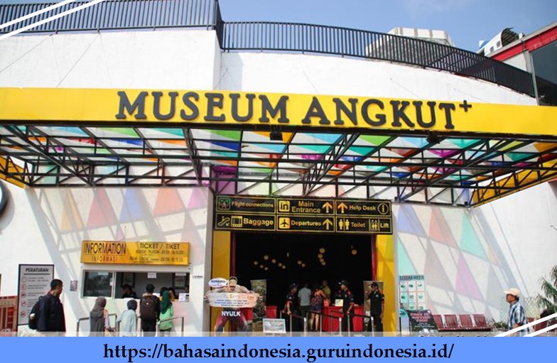 Teks Observasi D Topeng Museum Angkut Berbagai Teks Penting