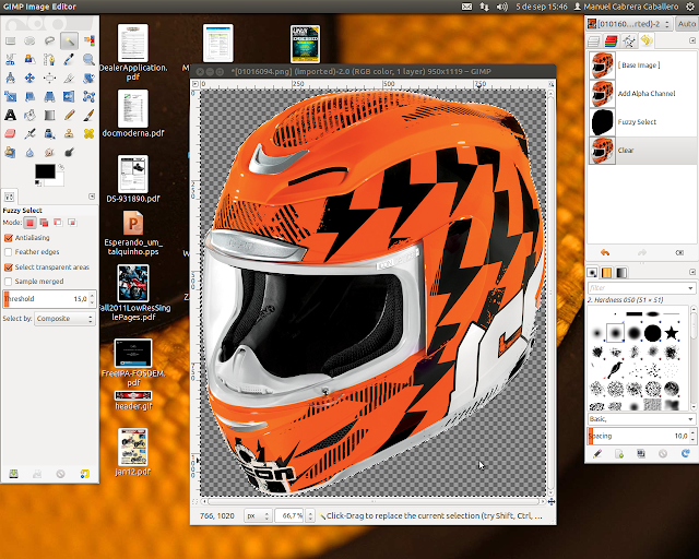 DriveMeca muestra como crear una imagen transparente en Gimp