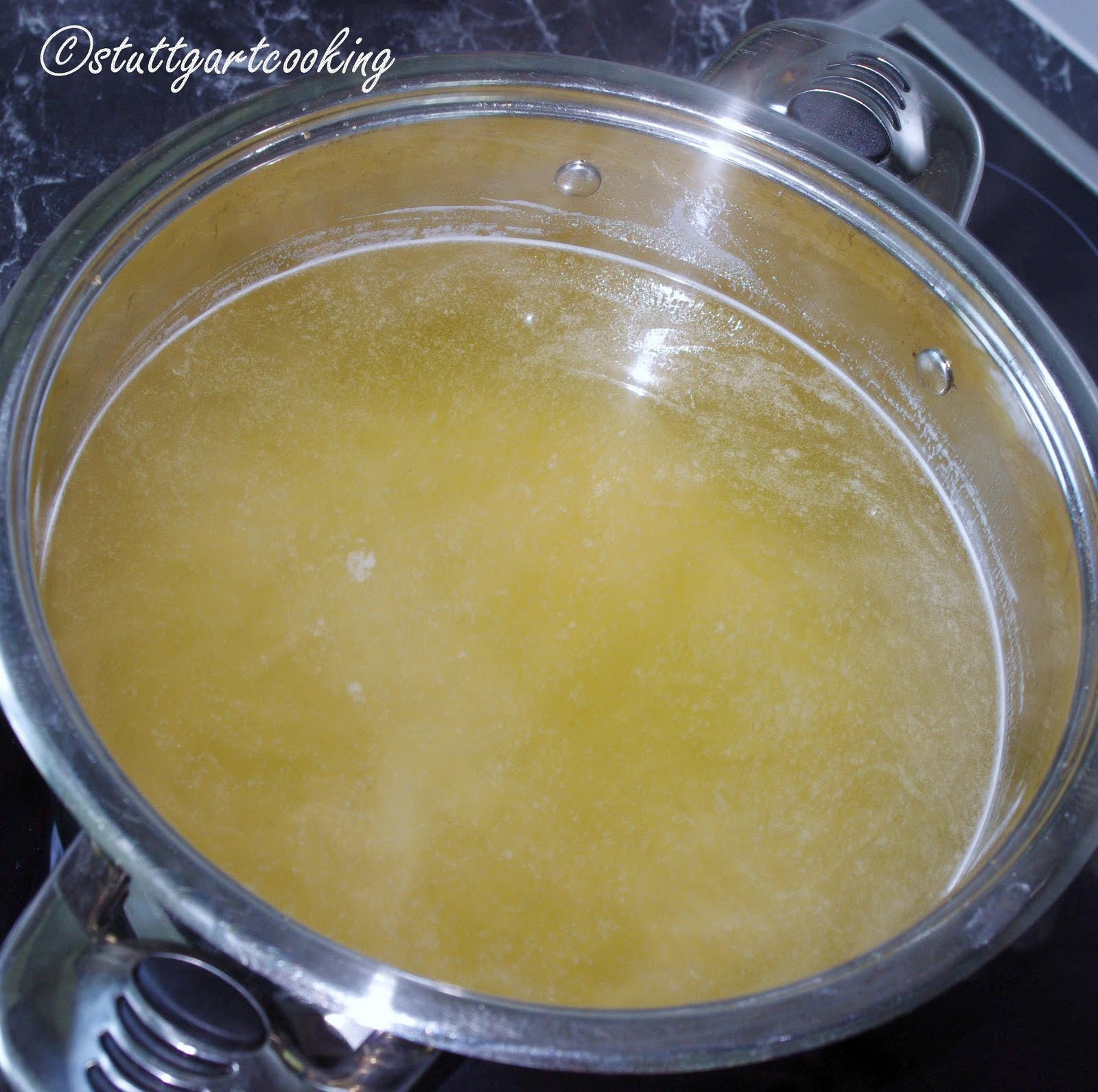 stuttgartcooking: Holunderblüten-Sirup