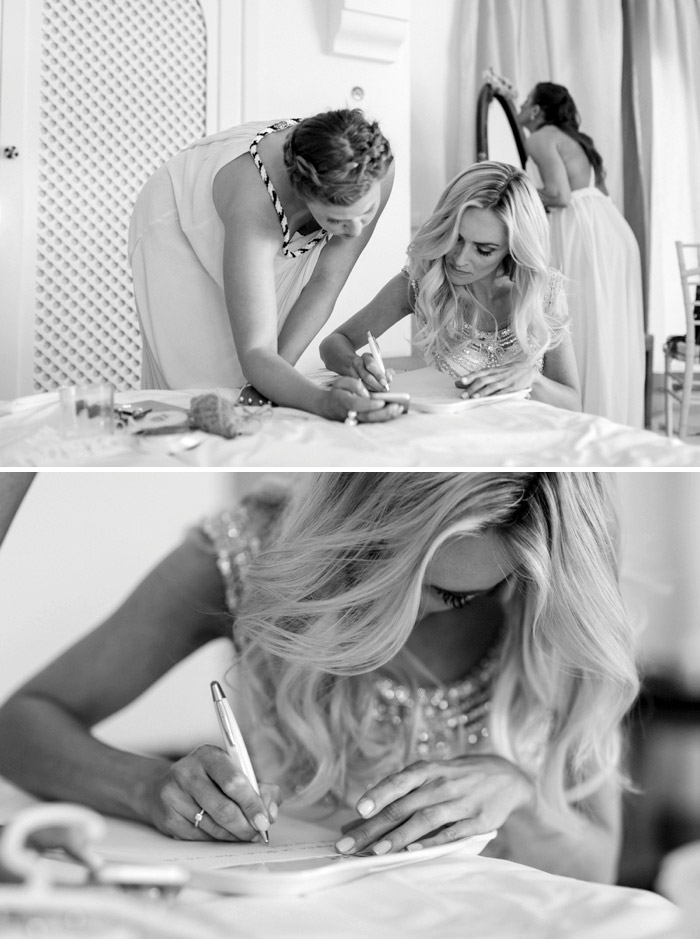 Getting-Ready Braut am Hochzeitsmorgen auf Ibiza in einer Villa