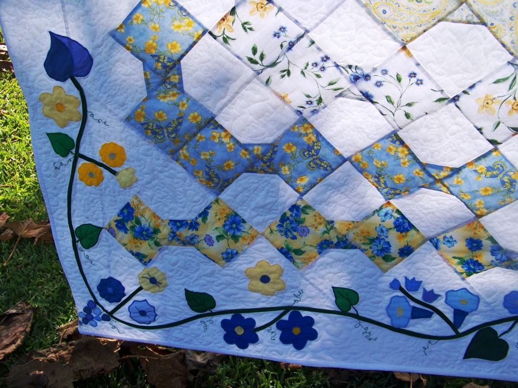 Fleur de Lis Quilts and Accessories Anniversary Quilt