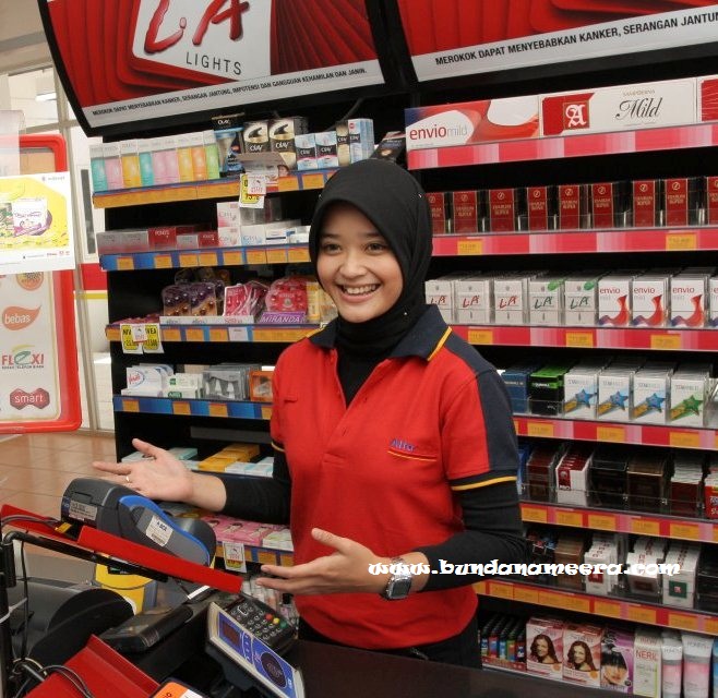 On Job Training Di Toko Siapa Takut Bunda Nameera S Blog Lifestyle Blogger