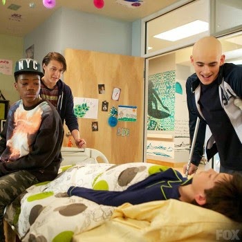 Photo of four characters in the tv show "Red Band Society", 