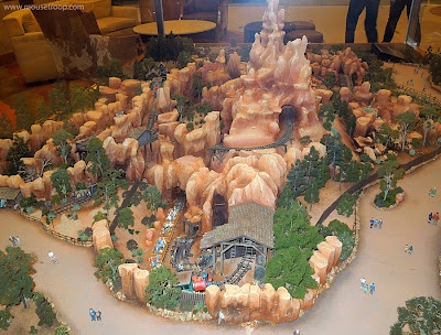 Big Thunder Mountain Railroad Scale Model Disneyland Hotel