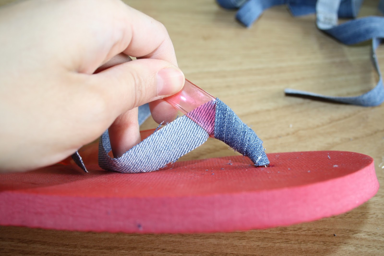 customizando unas chanclas