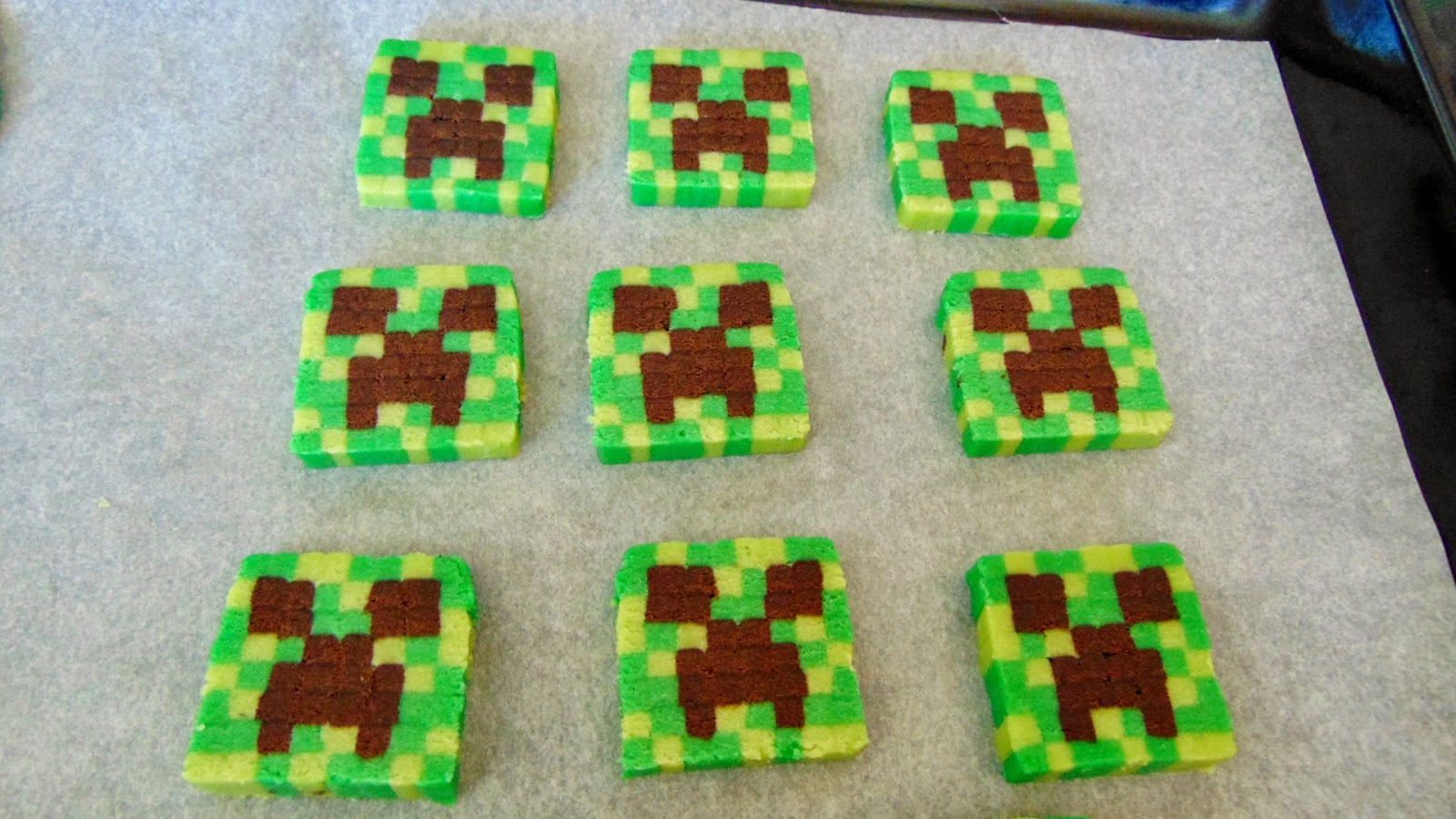 Biscuiti Minecraft fragezi si crocanti f Biscuiti Minecraft fragezi si crocanti f