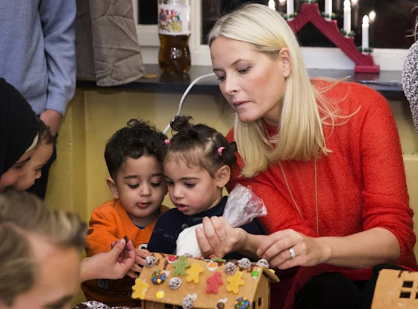 Crown Prince Haakon and Crown Princess Mette Marit of Norway visited the Dikemark refugee reception centre