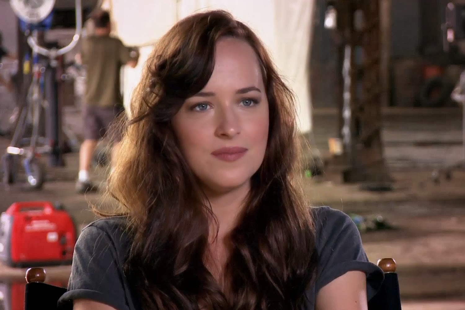 GeekMatic! 50 Shades star Dakota Johnson in Need for Speed!