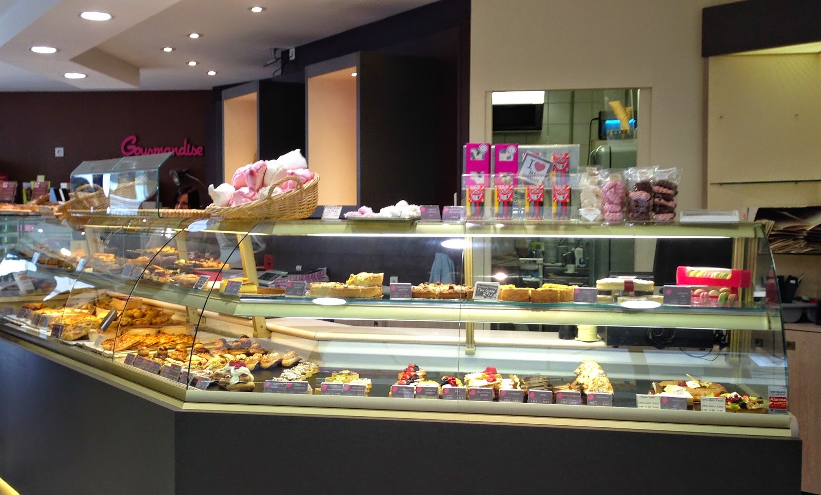 Nous sommes en France! Patisseries et Boulangeries
