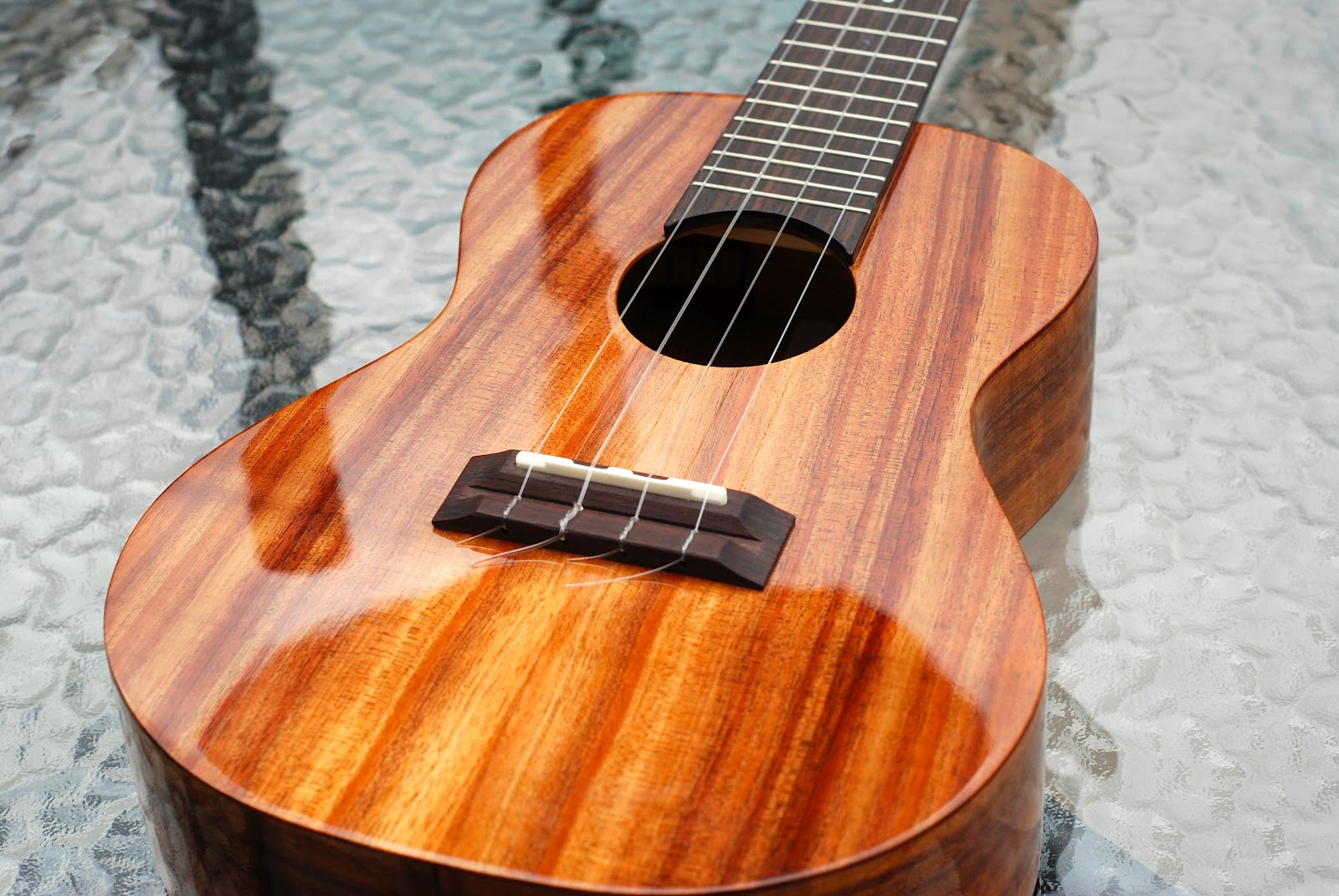 Big Island Koa Traditional Concert ukulele REVIEW