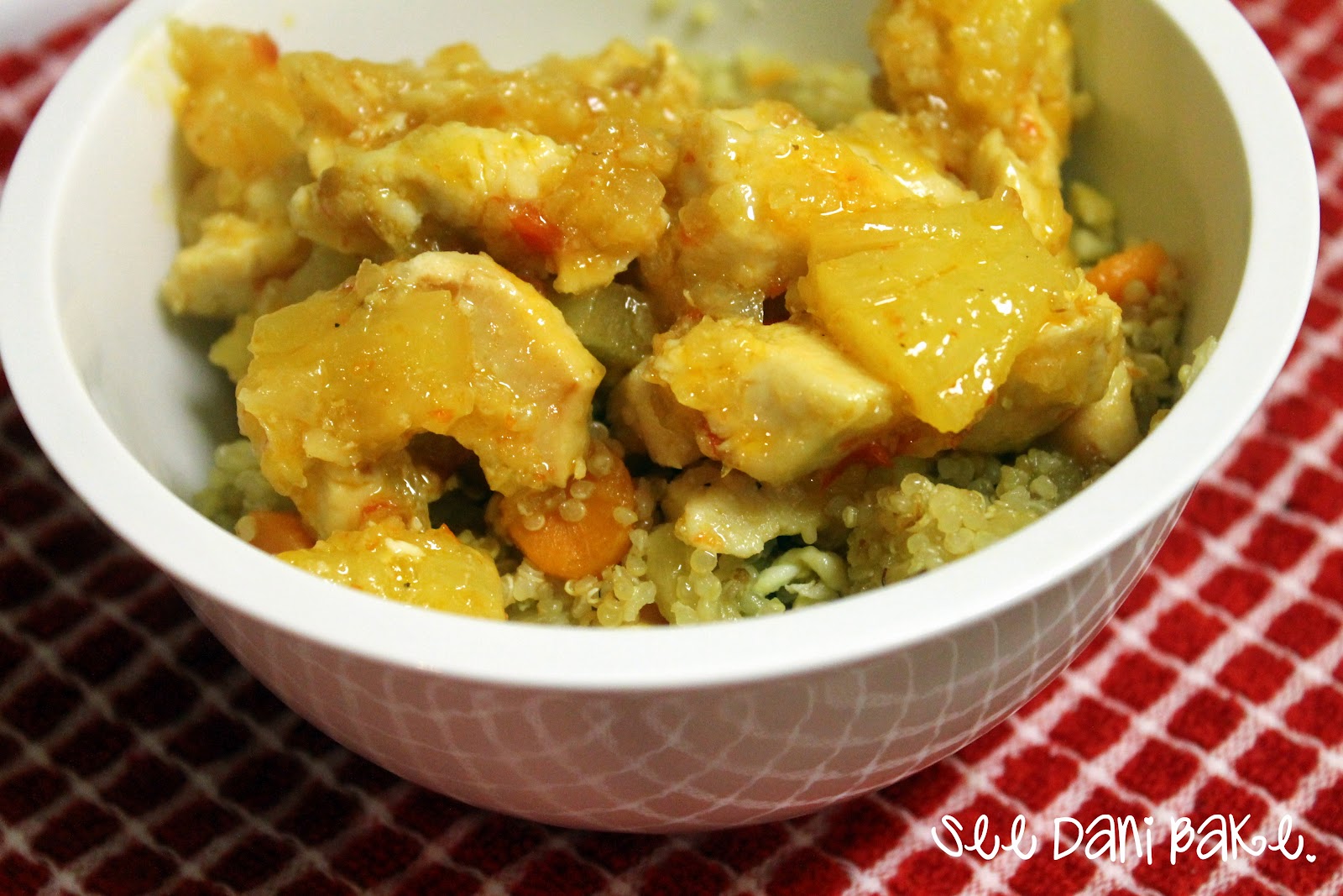 Pineapple Fried Rice Style Quinoa with Sweet Chili Stir Fry Chicken See Dani Bake.