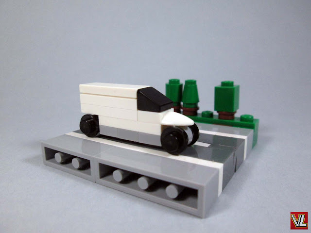 MOC LEGO veículos comerciais em micro escala.