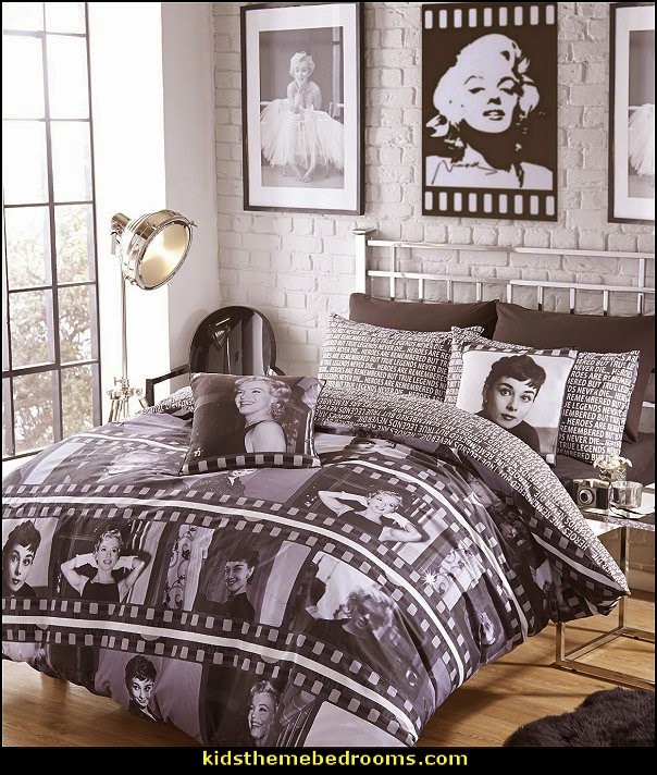 Hollywood glam themed bedroom ideas - Marilyn Monroe Old Hollywood Decor - Hollywood Vanity Mirrors - Hollywood theme decor- decorating Hollywood glam style bedrooms - Hollywood glam furniture - Hollywood At Home - Lighted Make-up Vanity - mirrored furniture