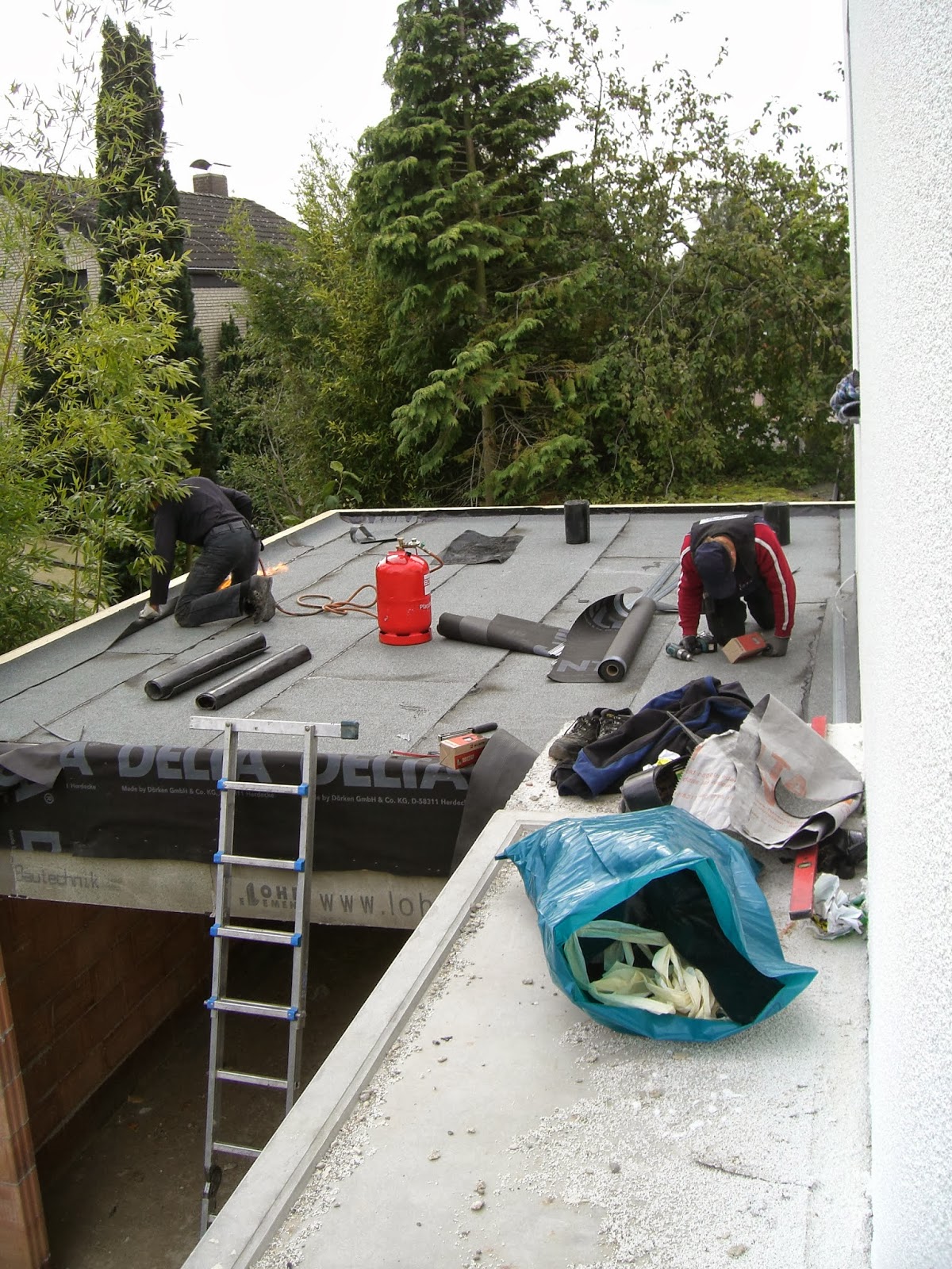 Baubericht Dachstrift: Es geht mit der Garage voran