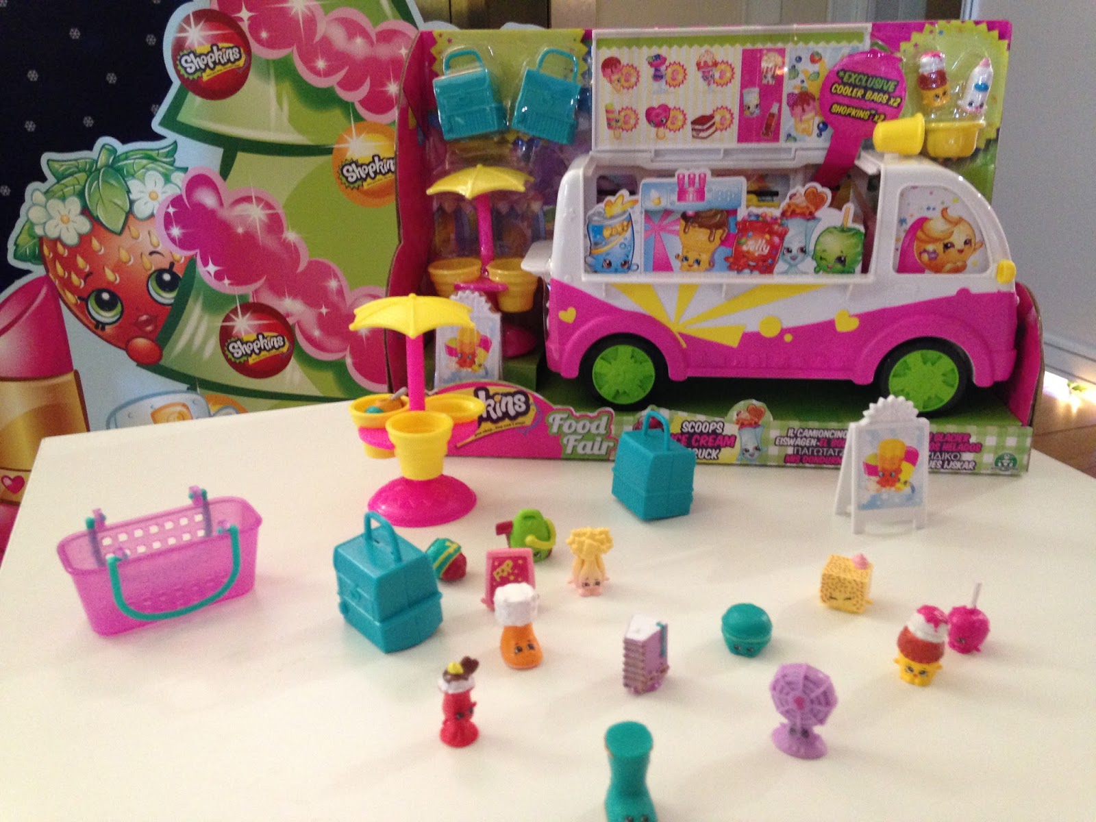 Steph's Two Girls Dream Toys 2015