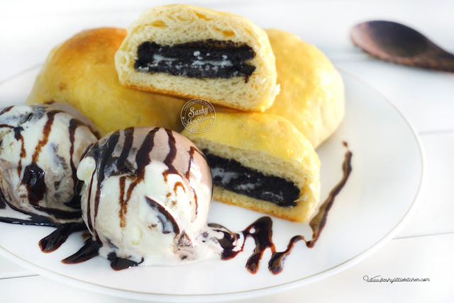 Baked " Fried Oreo" served with Vanilla and Chocolate Ice cream 