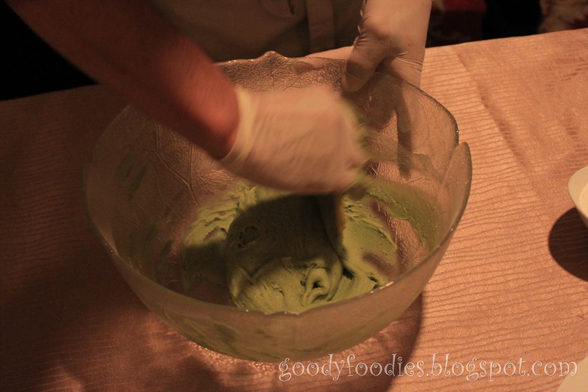 GoodyFoodies Recipe Mini snow skin mooncake with green tea paste