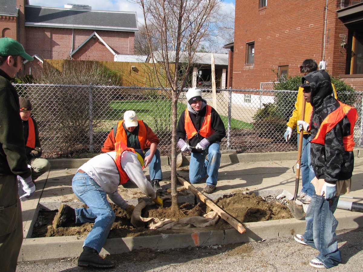 PA Environment Digest Blog Penn State Extension Tree Tenders Training, Aug. 30 Tom Ridge