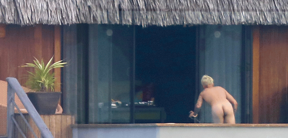 Justin Bieber desnudo *PILLADO! 