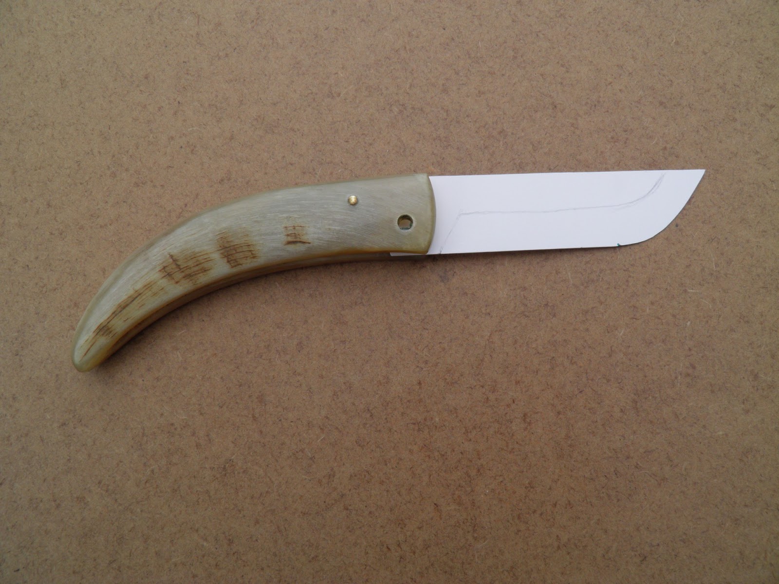 Couteaux faits main....: L'âme du couteau lame Corse
