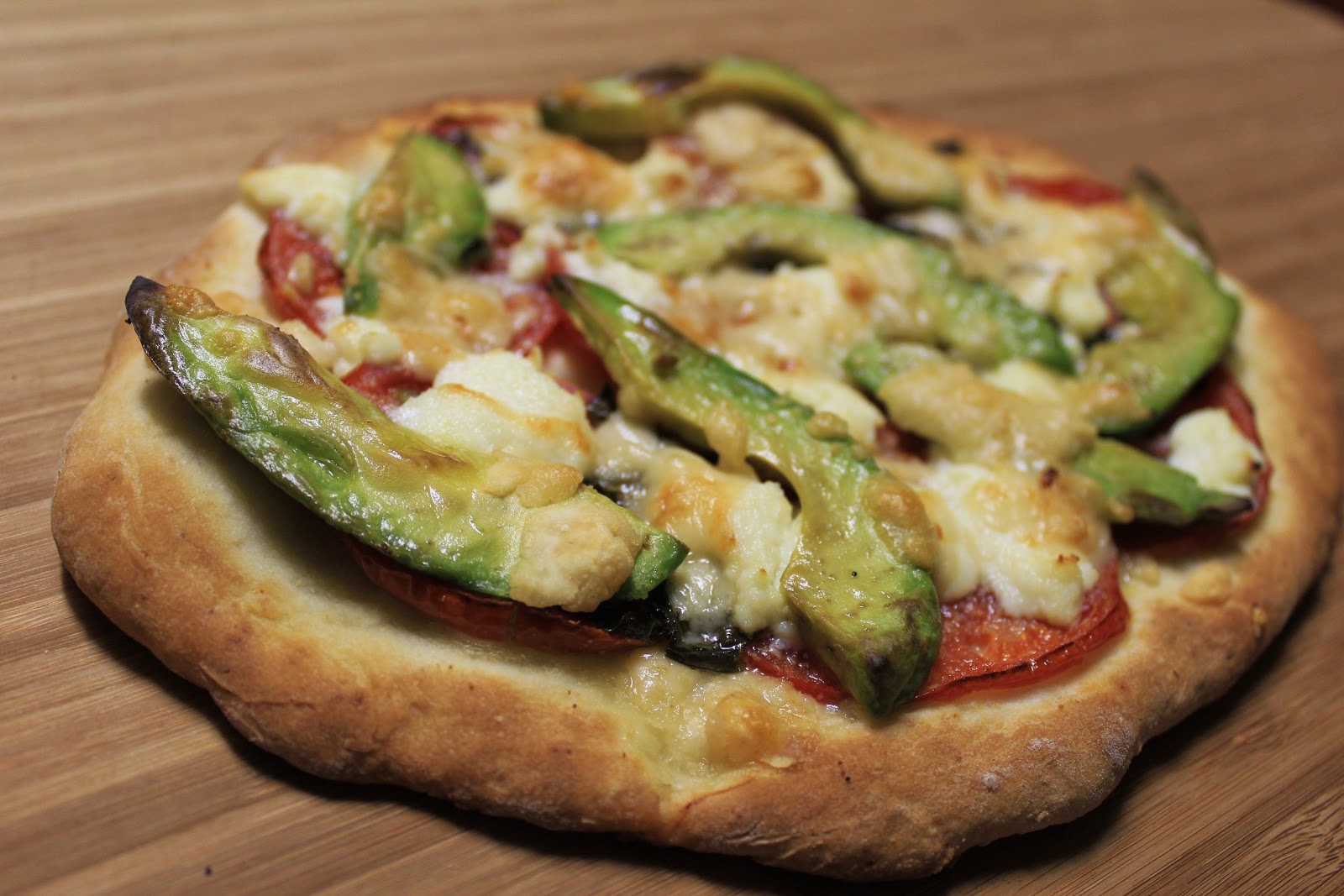 My perfectly yummy avocado pizza.