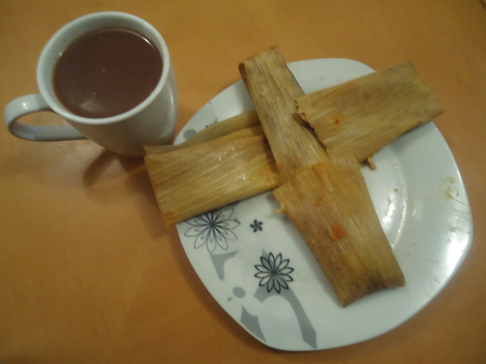 sancarlosfortin tamales con champurrado en el jardin de marilu