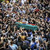 Turcos despiden a joven muerto en protesta; Erdogan tilda a manifestantes de terroristas