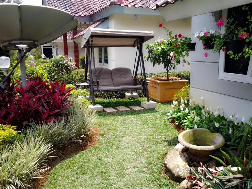 47+ Ide Terbaru Taman Minimalis Penuh Bunga