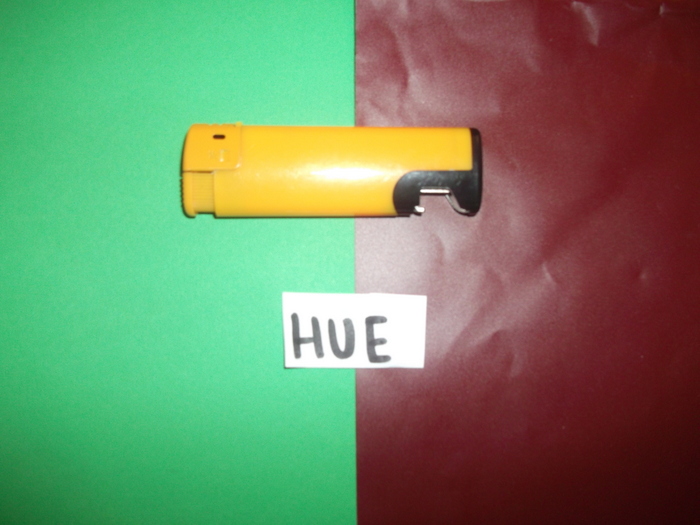 Design Practice: CONTRAST OF HUE PANTONE OBJECT EXPERIMENTS