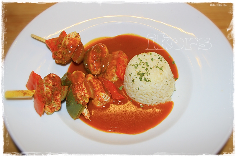 Kochen....meine Leidenschaft : Hähnchenspieße mit Schaschliksoße