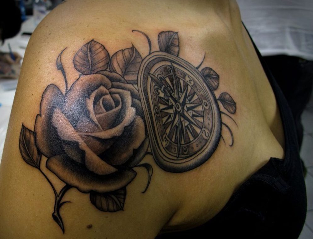Tatuajes De Rosas Para Mujeres - Imágenes de tatuajes de rosas para mujeres