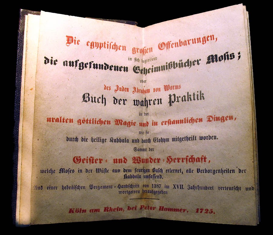 Happiness In The Form Of A Book Schneidernmeistern