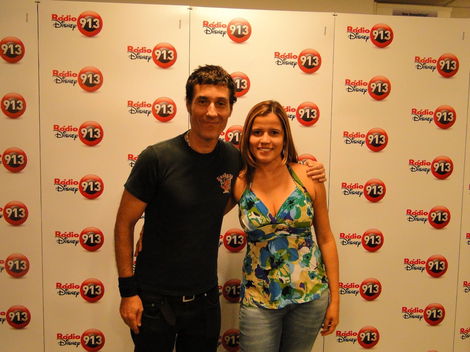 NOSSA LINDA JUVENTUDE DINHO OURO PRETO NA RADIO DISNEY