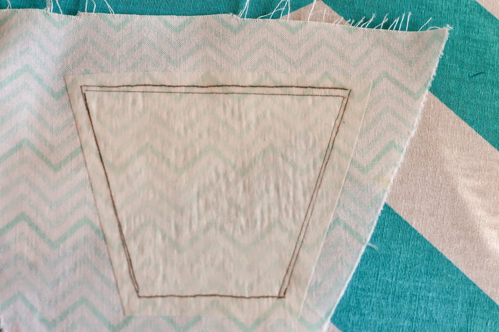 Modern Day Homemaker How to Appliqué a Tshirt