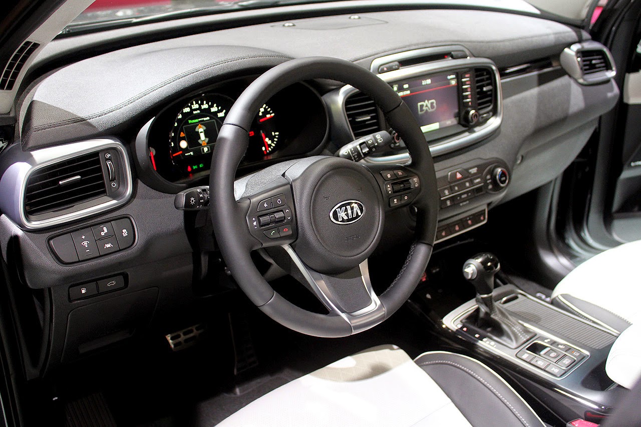 Kia Sorento 2015 салон