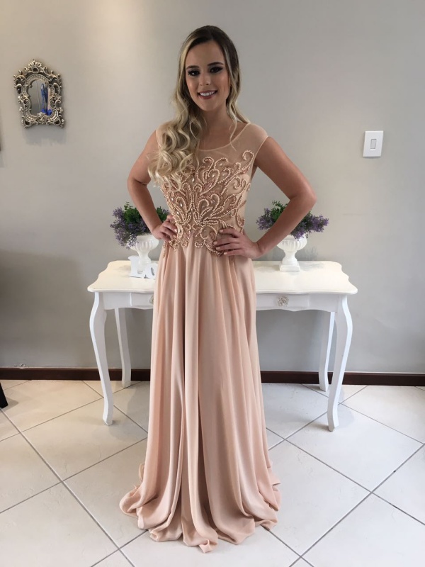 vestido de madrinha de casamento cor nude