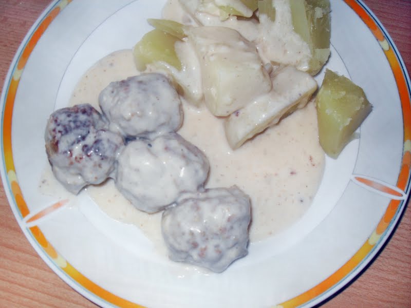 Sanna´s Hexenküche: Köttbullar - schwedische Hackbällchen