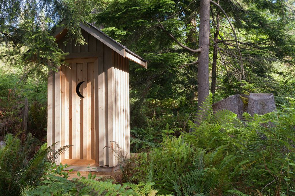 Gambier Island Cabin (192 Sq Ft) [ TINY HOUSE TOWN ]