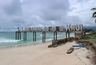 Wisata Lampung - 5 (Lima)  Tujuan Wisata Pantai Populer Di Lampung