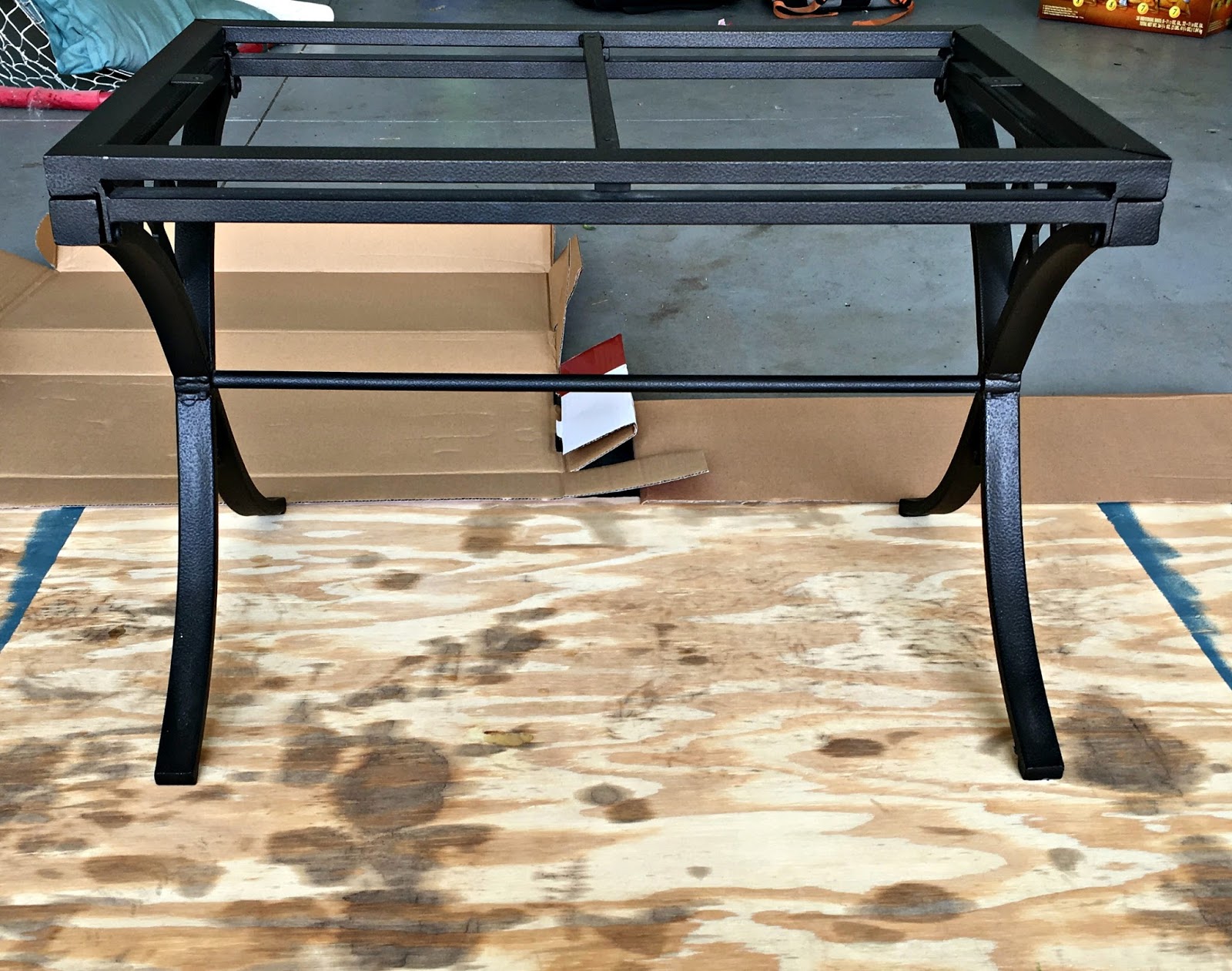 Restyle it Wright How to recover a bench Before & After
