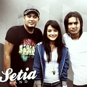 Lirik Lagu Setia Band Antara Cinta Kita Berdua Lirik Lagu Dewi