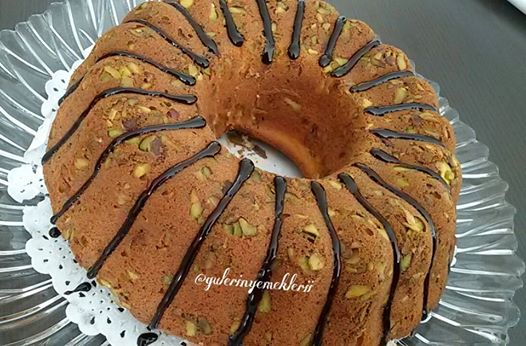 GÜLERİN YEMEKLERİ Antep Fıstıklı Kek